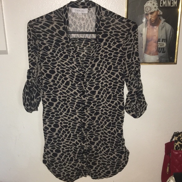 Button down shirt - Picture 6 of 7